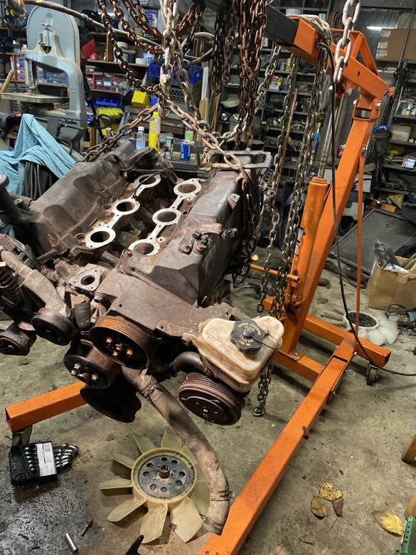 Tireland tire and mechanical work photo